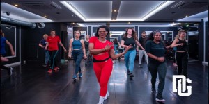 Dansend werken aan je conditie in een gezellige sfeer! De lessen zijn voor ieder niveau. En je bent nooit te oud House –